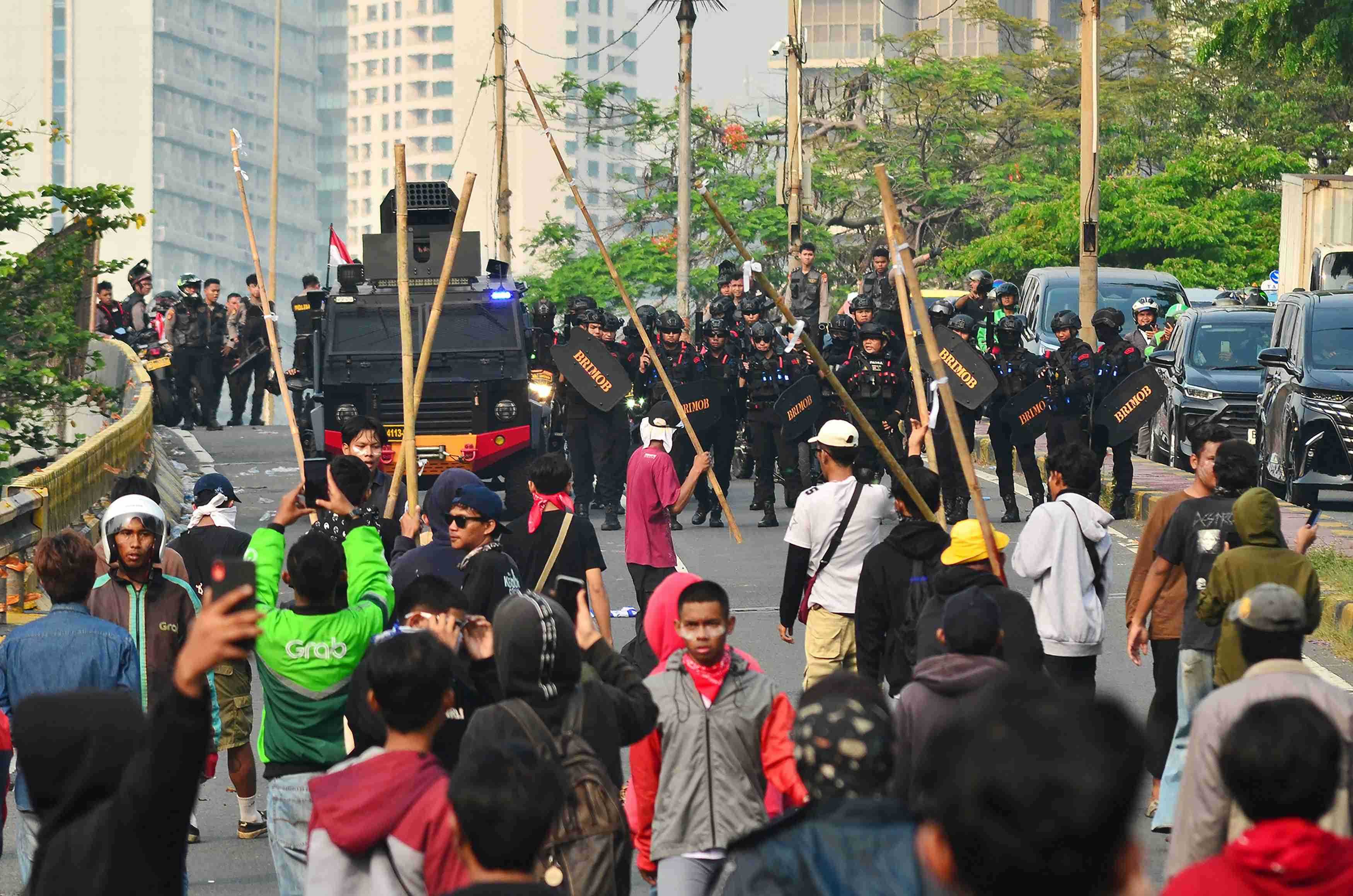 Psikologi Massa dan Peran Provokator dalam Aksi