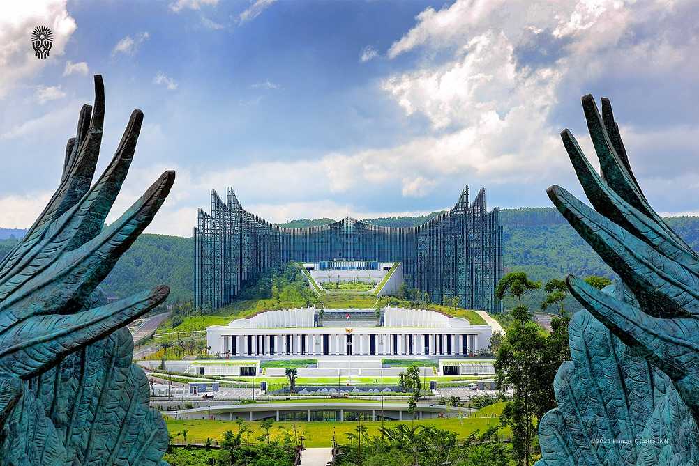 MK Tegaskan Jakarta Masih Ibu Kota RI, Pembangunan IKN Tetap Berjalan
