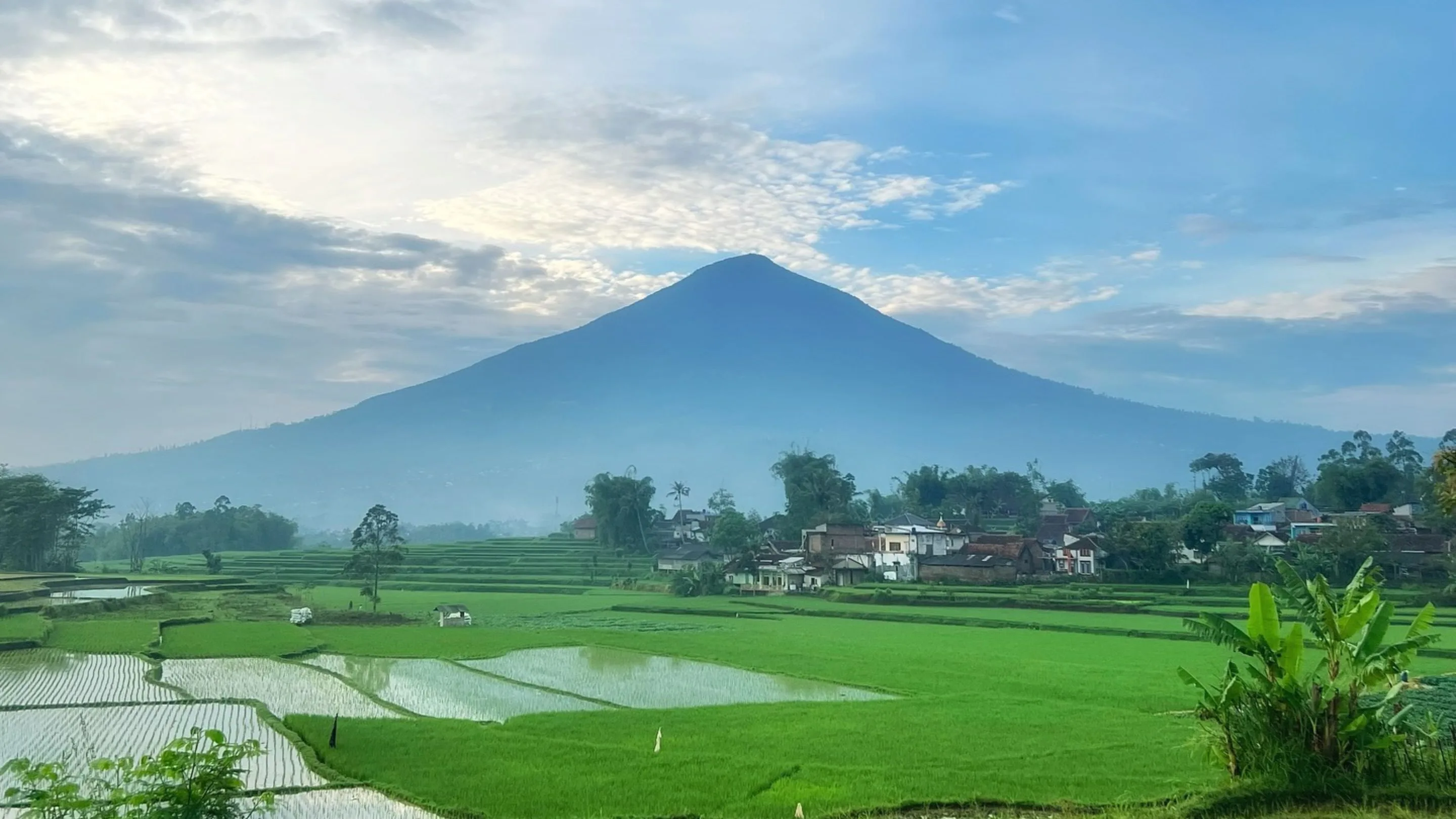 Garut Miliki 3 Gunung Tertinggi di Jabar, Cikuray di Peringkat ke-4