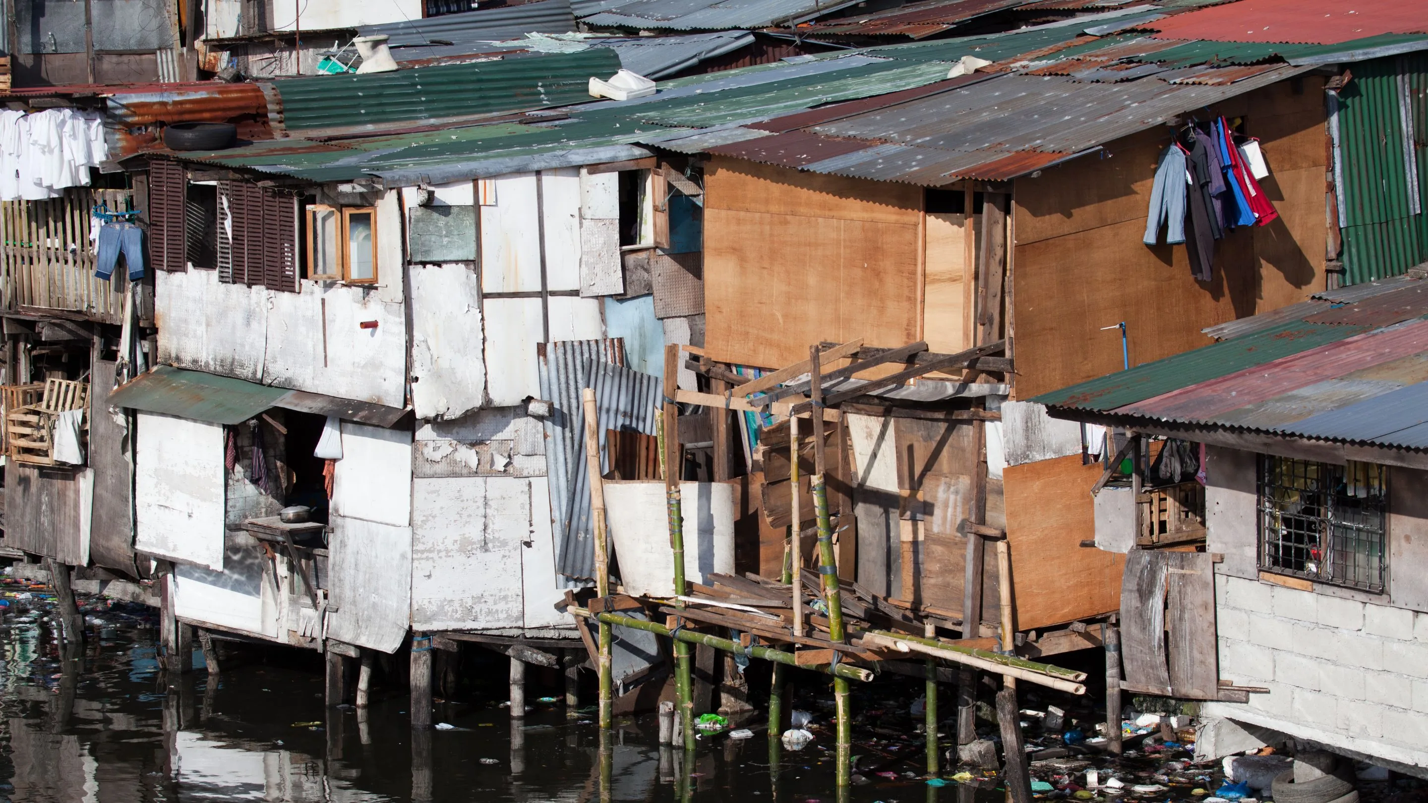 Riset Terbaru World Bank: Kemiskinan Indonesia Tembus 64,2 Persen
