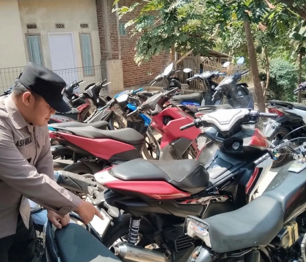 Sita 5 Knalpot Brong, Polisi Beri Edukasi kepada Pelajar di Pasirwangi Garut